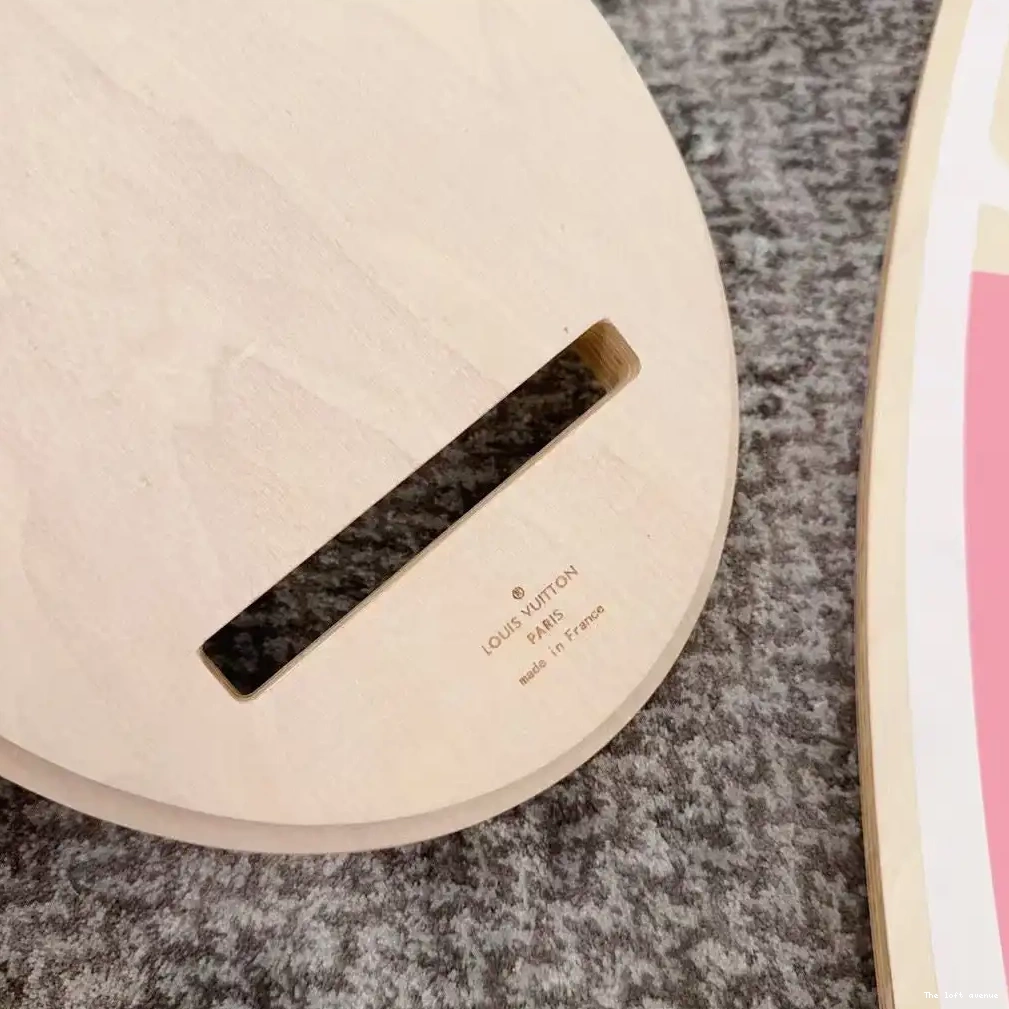 SKIMBOARD LV CUSTOM 0610